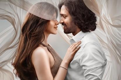फिल्म aankhon ke gustakhiyan में ट्रेन में पहली मुलाकात का सीन – विक्रांत मैसी और शनाया कपूर की प्रेम कहानी की शुरुआत"