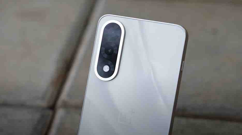 OnePlus NORD 5 Design & Build Quality